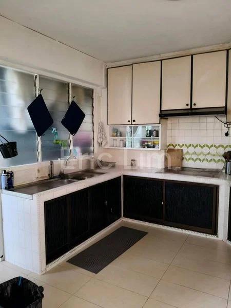 3 Bed Condo for Rent in  Laguna Park - Image 6
